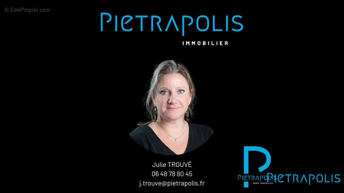 Terrain à DIVONNE-LES-BAINS