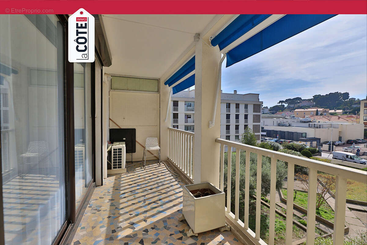 Appartement à CARRY-LE-ROUET