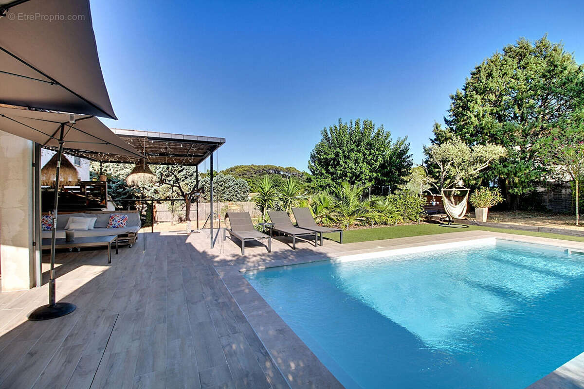 A VENDRE ! Maison contemporaine à Draguignan de 159 m² avec piscine et double garage - photo 19