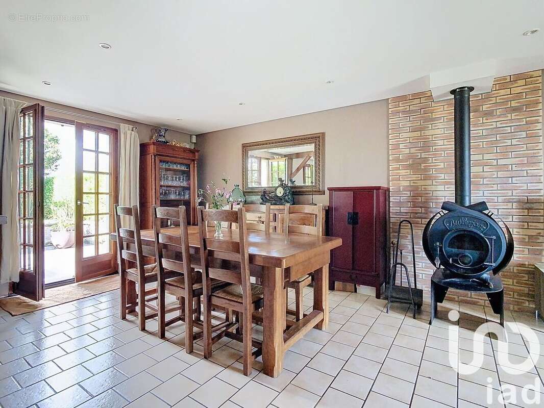 Photo 4 - Maison à GUERCHEVILLE