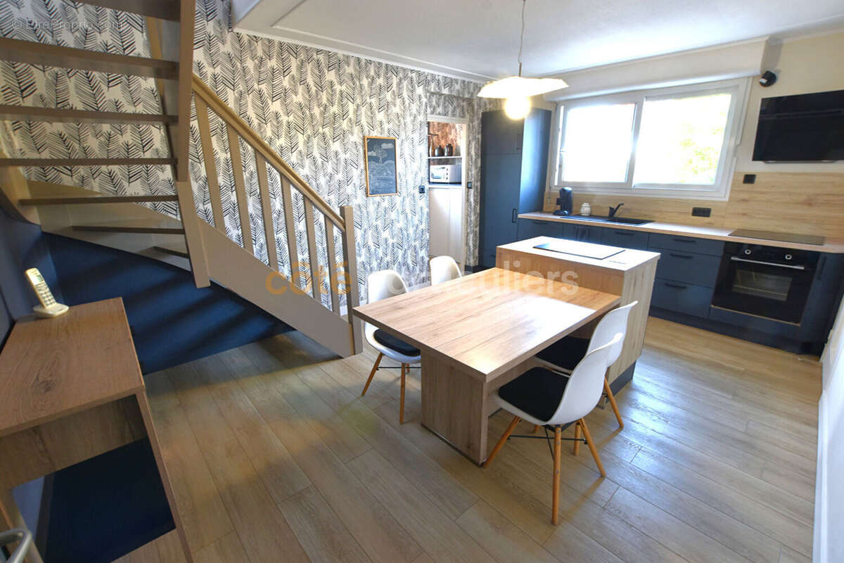 Maison de caractère avec espace commercial de 73 m² - photo 6