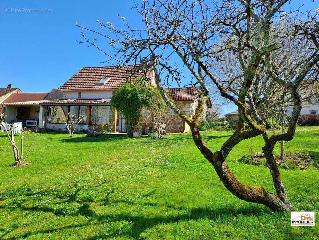 Maison à BEAUREGARD-ET-BASSAC