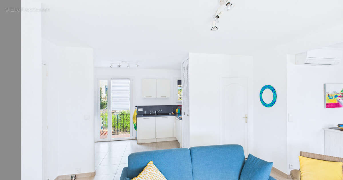 Appartement à CARQUEIRANNE