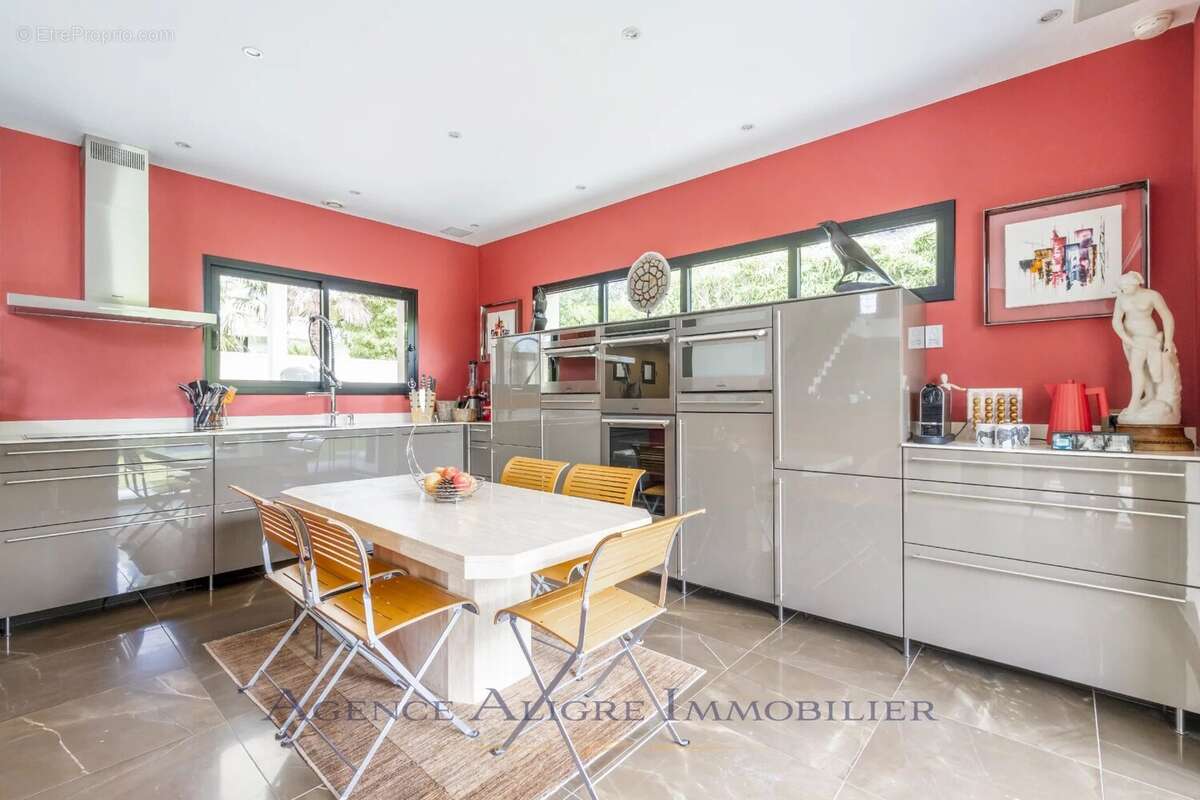 Maison à CROISSY-SUR-SEINE