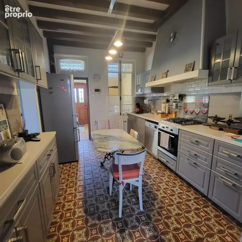 Maison 6 pièces 104 m² à vendre à Etrepagny (27150) - photo 8