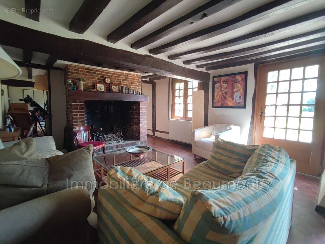 Maison à BEAUMONT-LE-ROGER