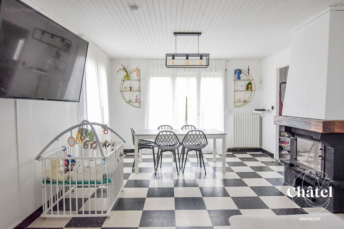 Maison à SACY-LE-GRAND