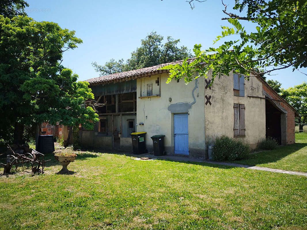 Ancienne ferme et ses dépendances avec 16ha - photo 8