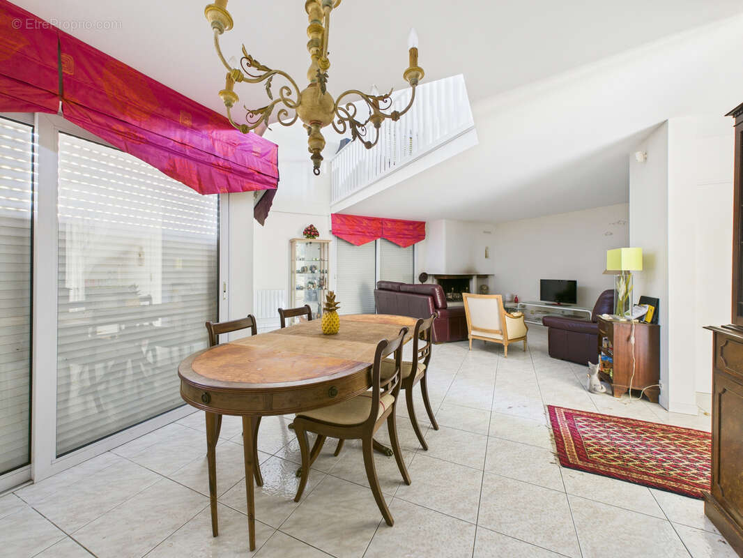 Maison à SAINT-JEAN-DE-BEAUREGARD