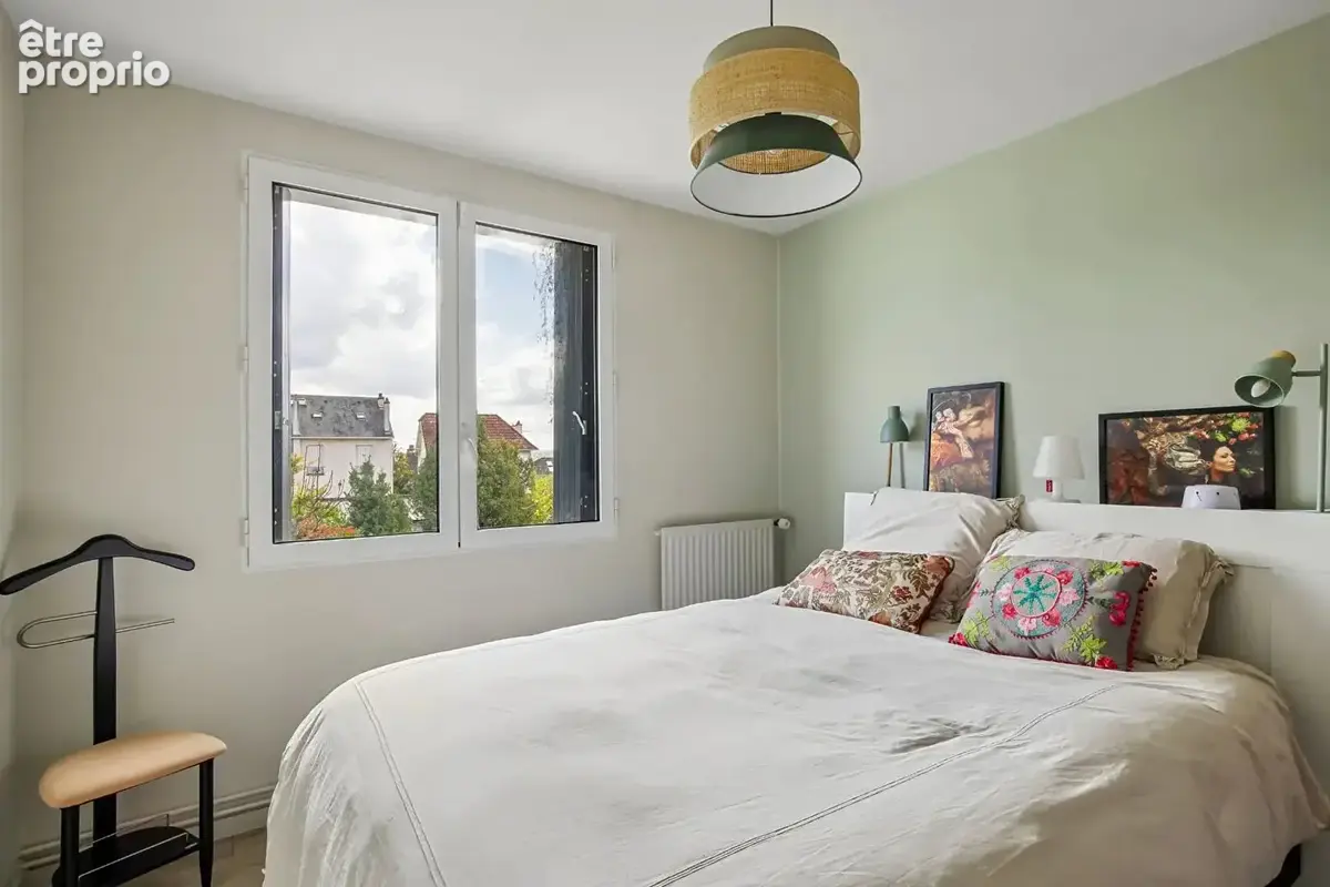 Chatou - maison de 187 m² - 6 chambres - sous sol total - terrain 322 m²- proche ecoles et commerces - photo 10