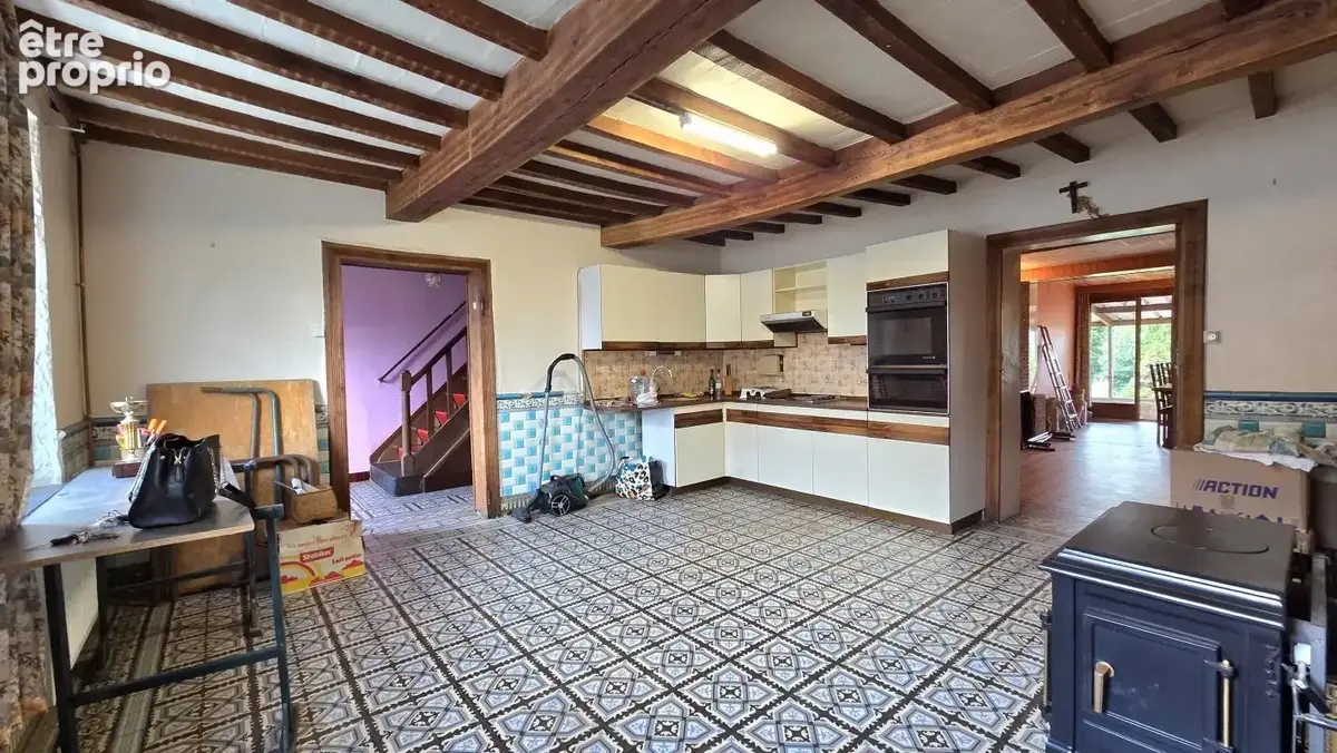 Maison avec de grandes dépendances située à Wallers-en-Fagne - photo 13