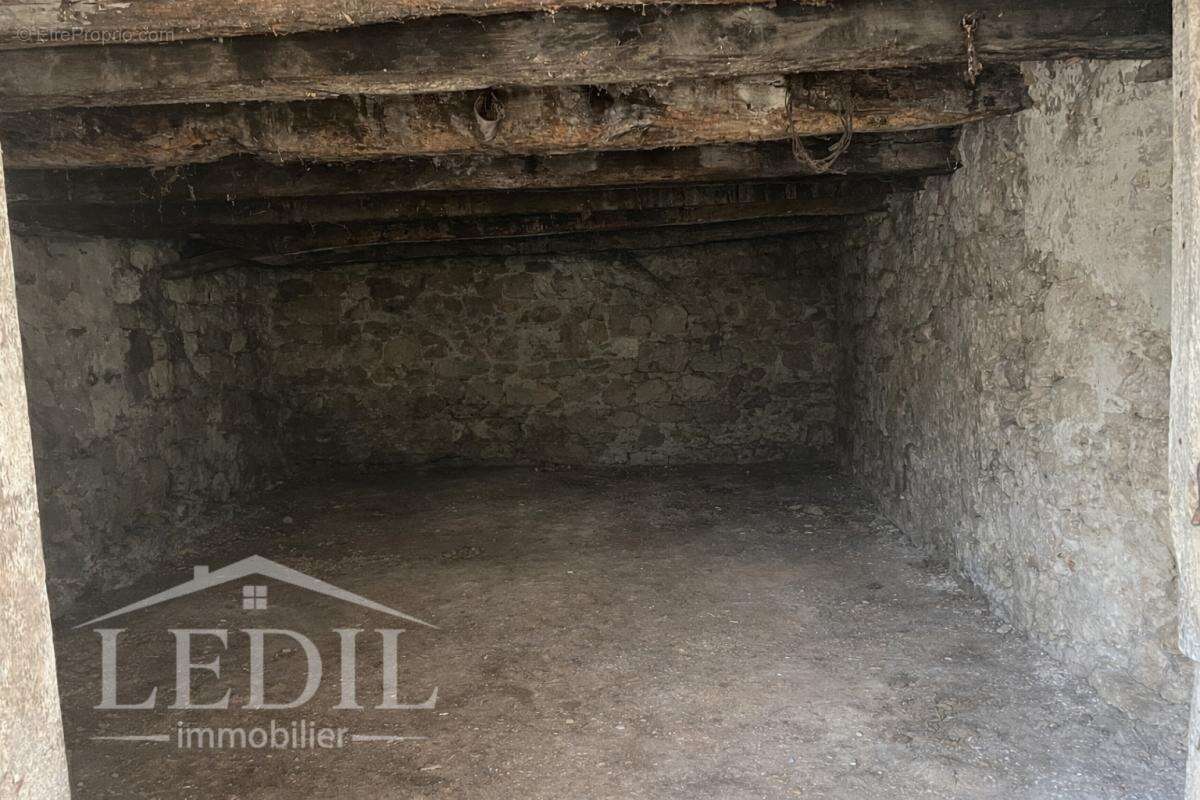 Maison à LACOUR