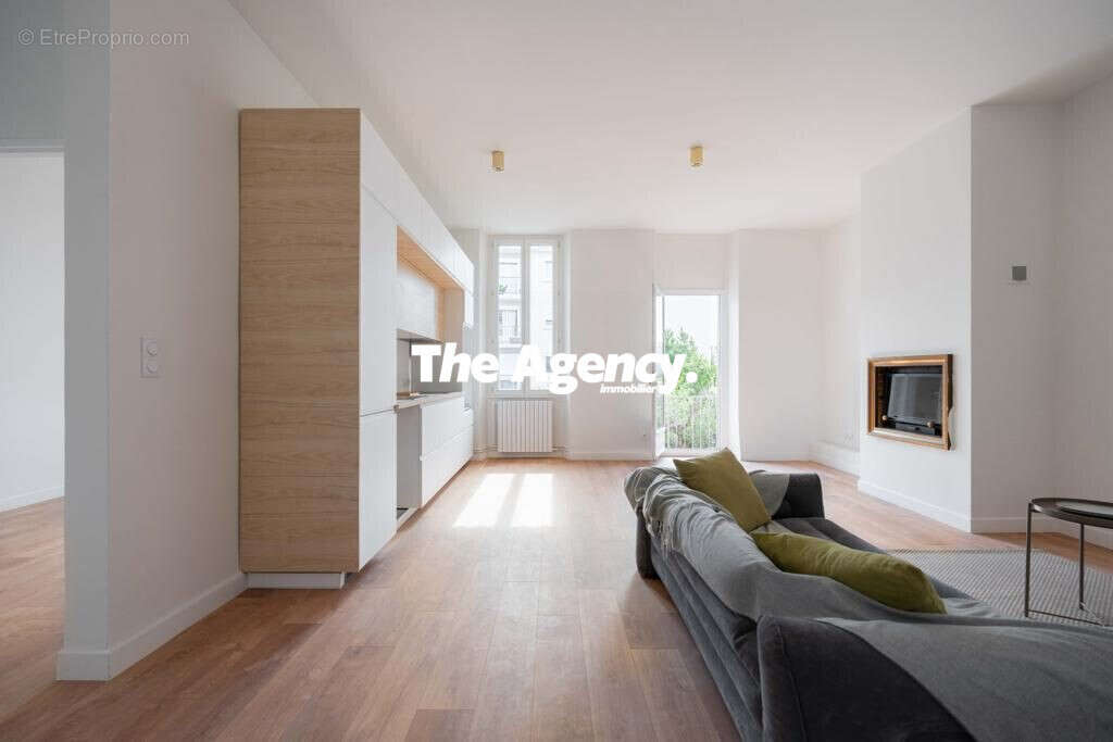 Appartement à MARSEILLE-9E