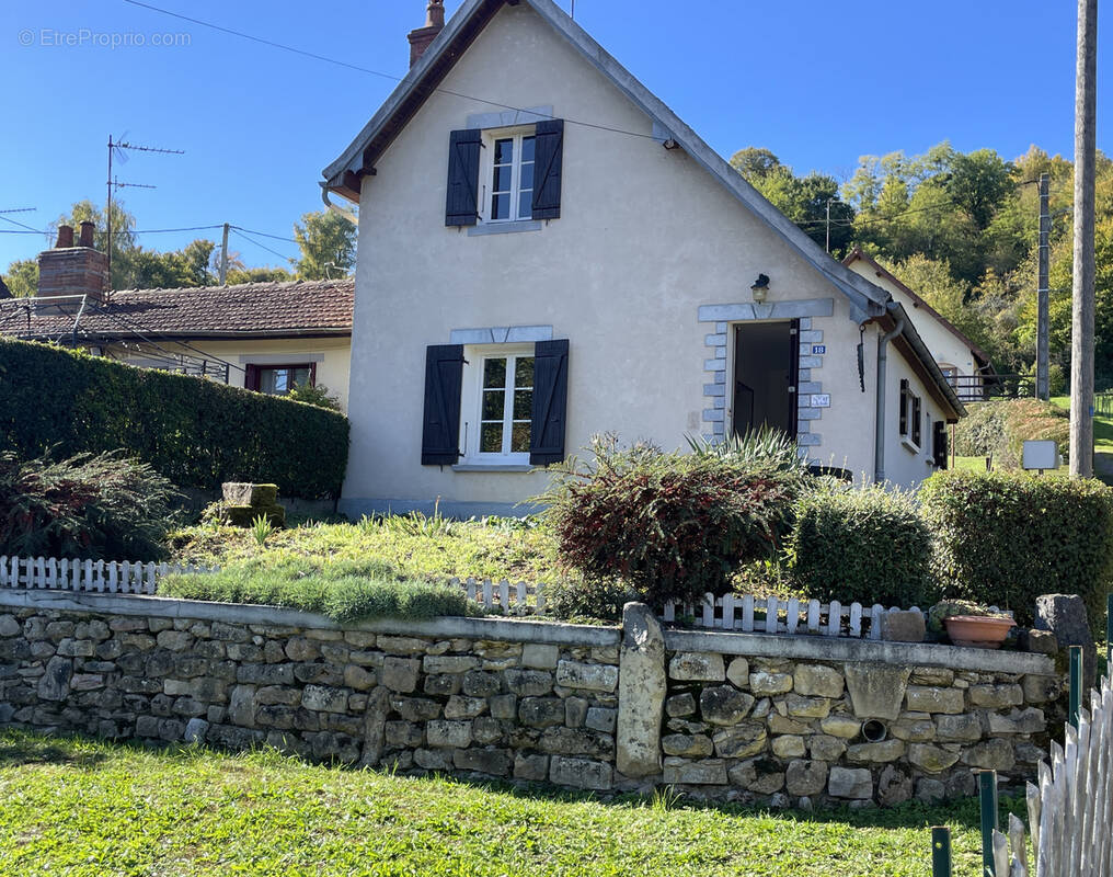 Maison à PREMERY