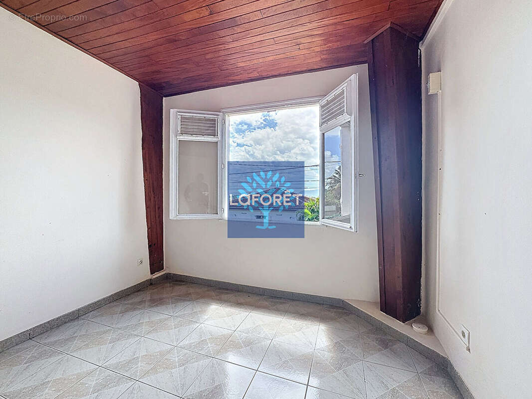 Maison à SCHOELCHER