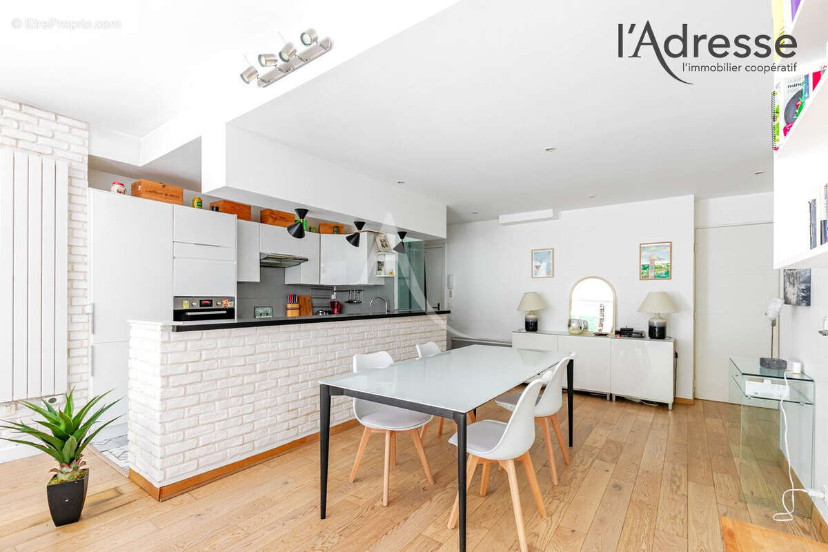 Appartement à SURESNES