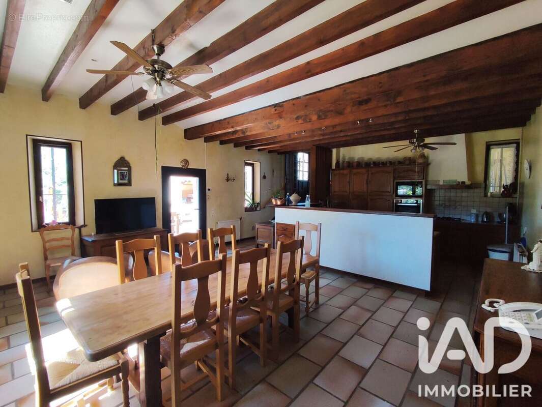 Maison 204 m² à Tressan  - photo 9