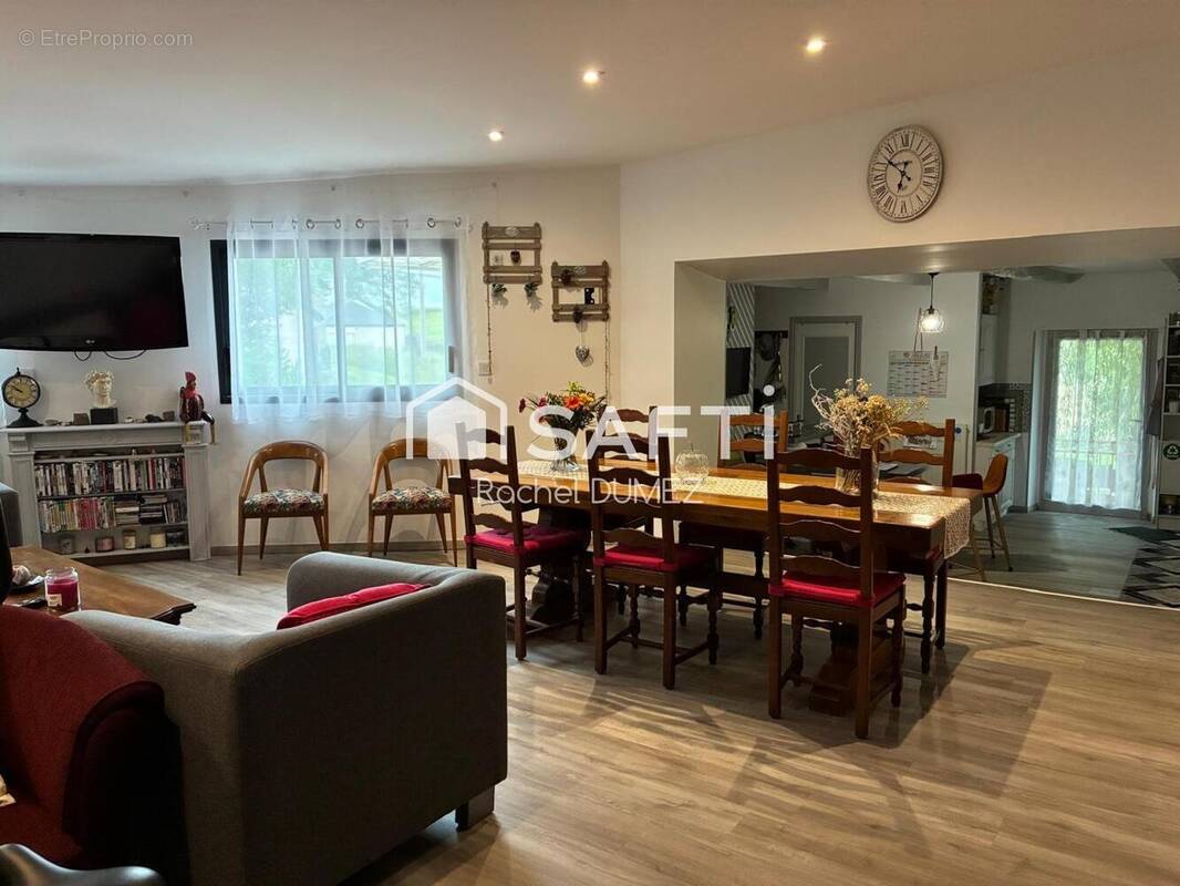 Photo 1 - Maison à RIGNAC