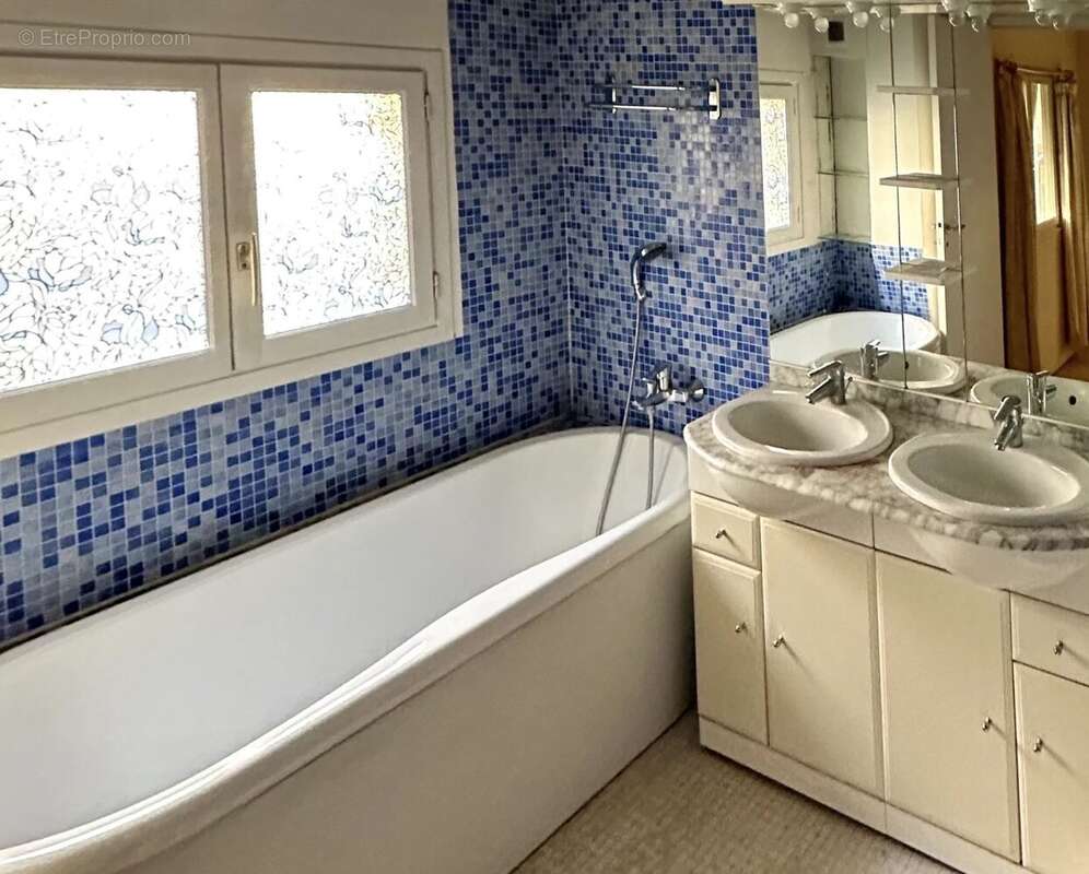 Appartement à PARIS-5E