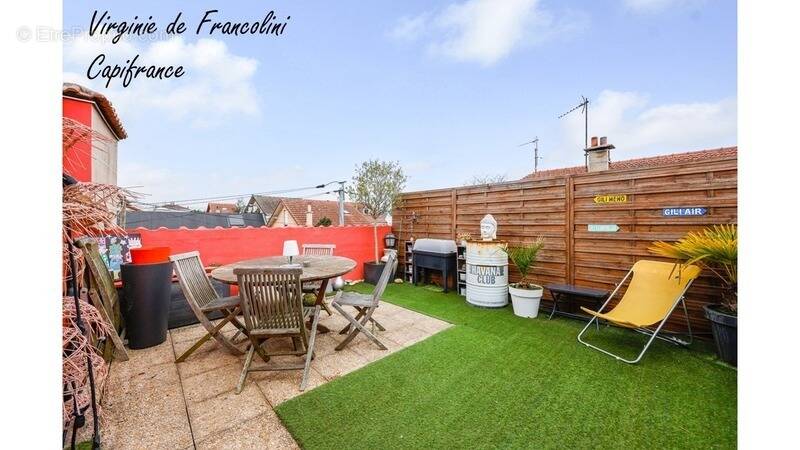 Maison à SAINT-MAUR-DES-FOSSES