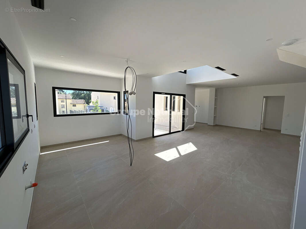 Maison à VAISON-LA-ROMAINE