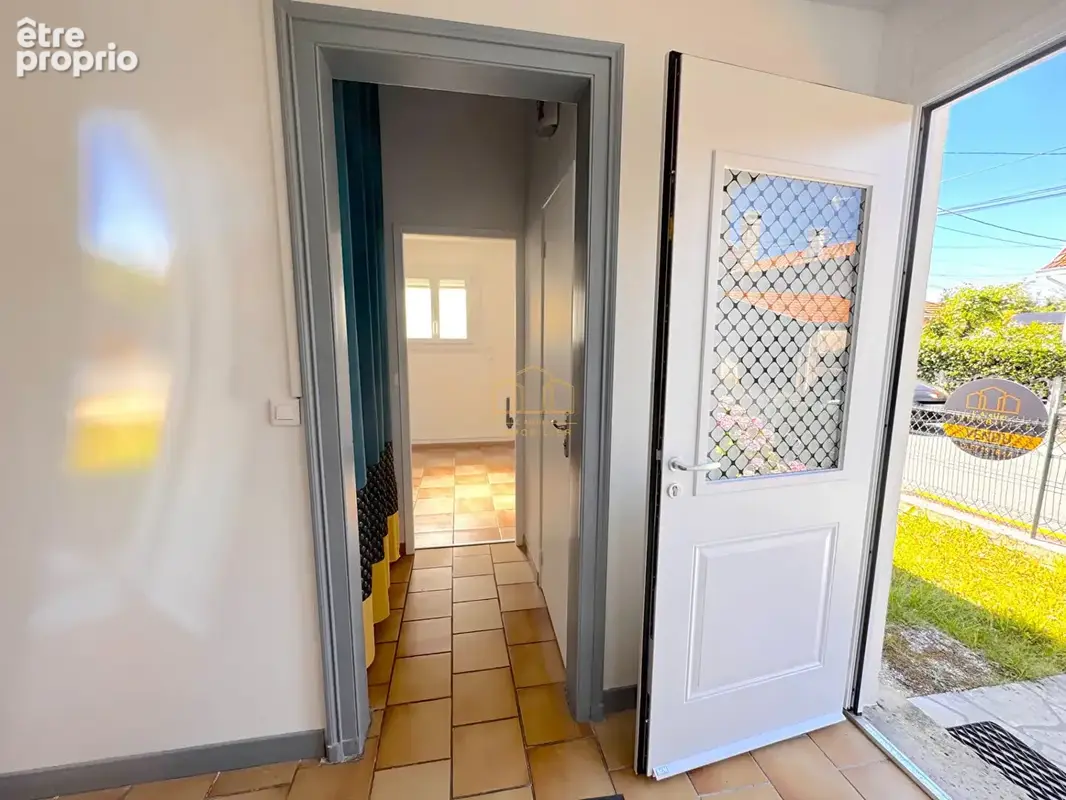 Maison T4 avec dépendance T2 à vendre au centre-ville de Gujan-Mestras - photo 7