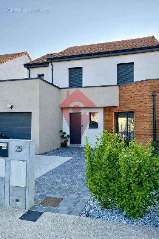 Maison à LES ALLUETS-LE-ROI