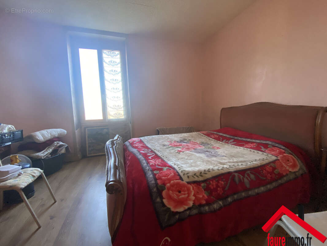 Maison à SAINTE-FEREOLE