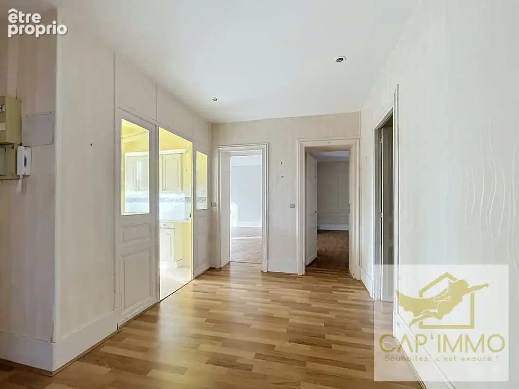 Appartement 5 pièces 108 m² à vendre à Magny-En-Vexin (95420) - photo 2