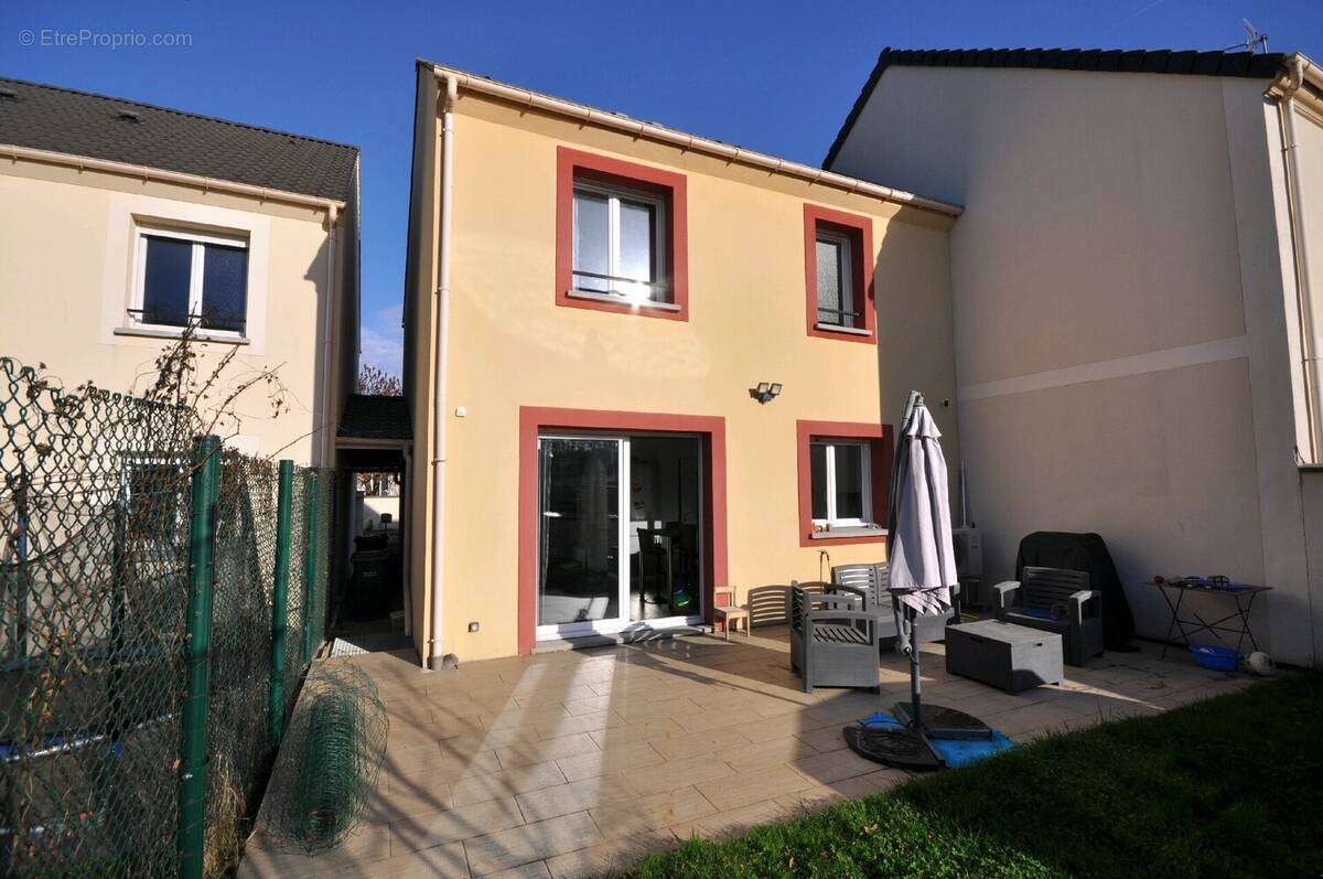 Maison à BOISSY-SOUS-SAINT-YON