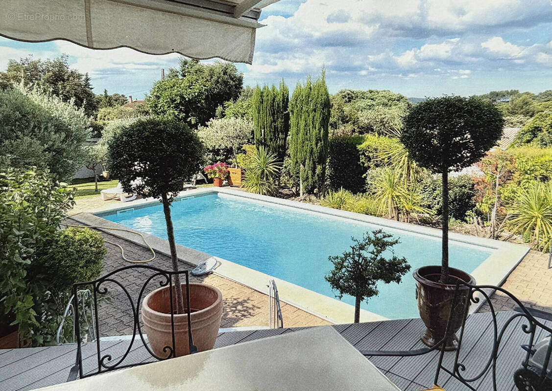Maison à VILLENEUVE-LES-AVIGNON