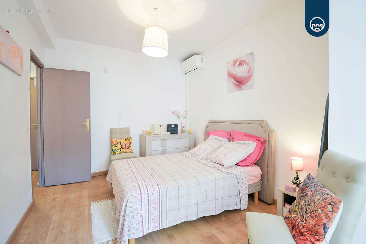 Nice   eveche - 2 pieces 48,5 m2 avec terrasse exceptionnelle de 55 m2 - photo 3