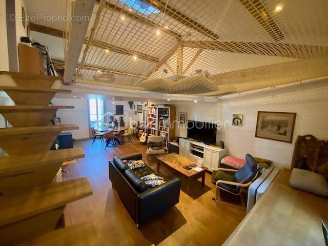 Appartement à CASTELNAU-LE-LEZ