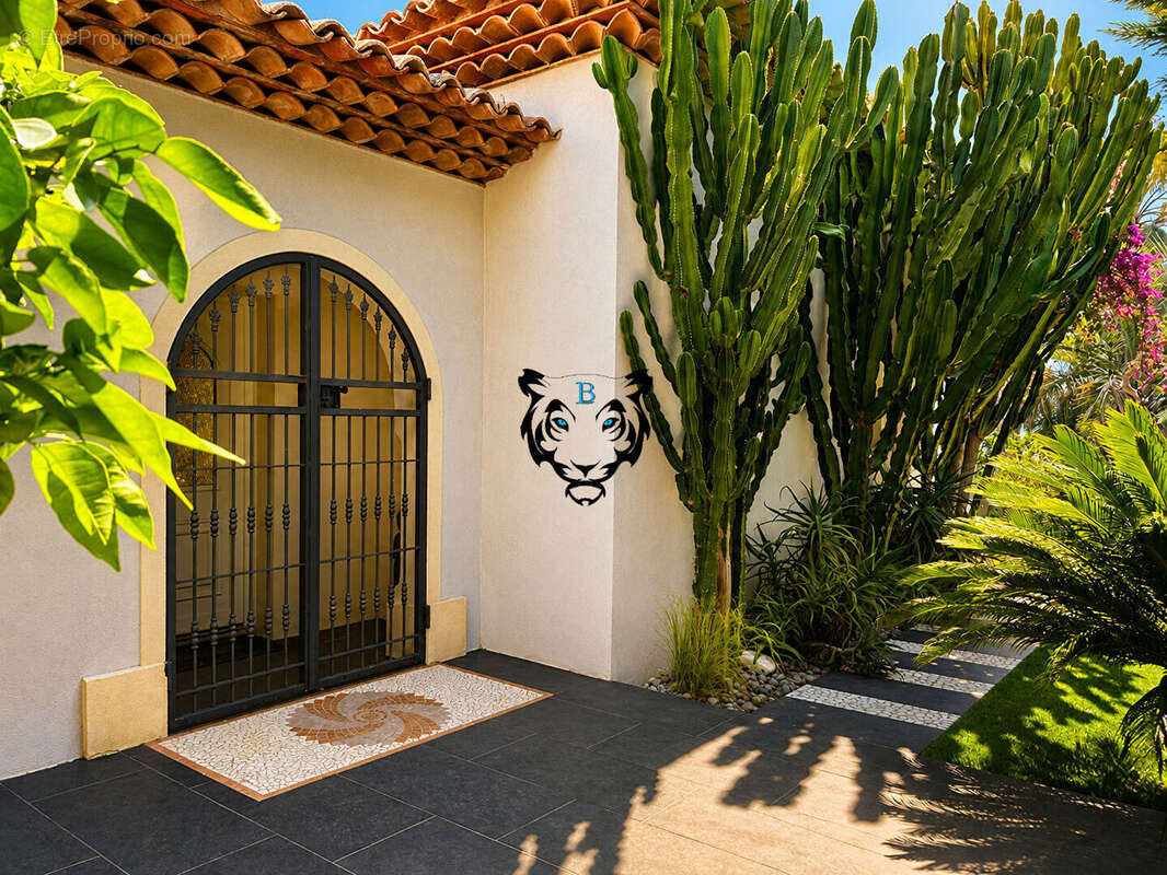 Maison à FREJUS