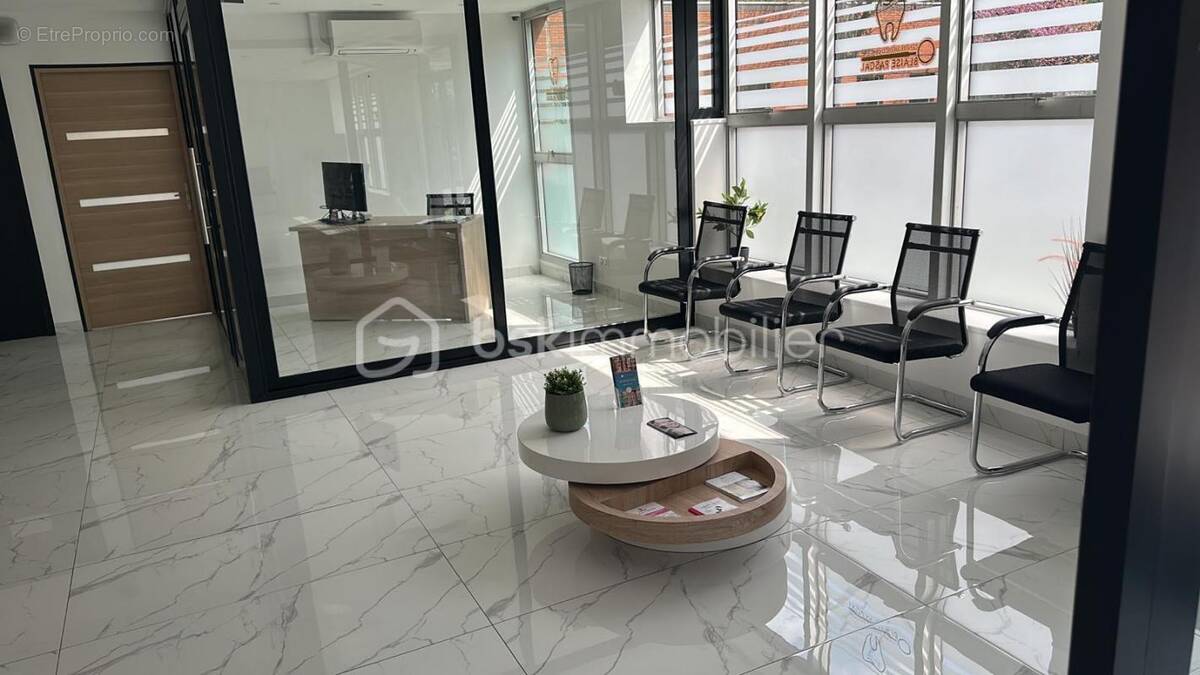 Commerce à ELANCOURT