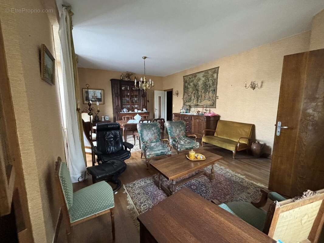 Séjour - Maison à CHEYLADE
