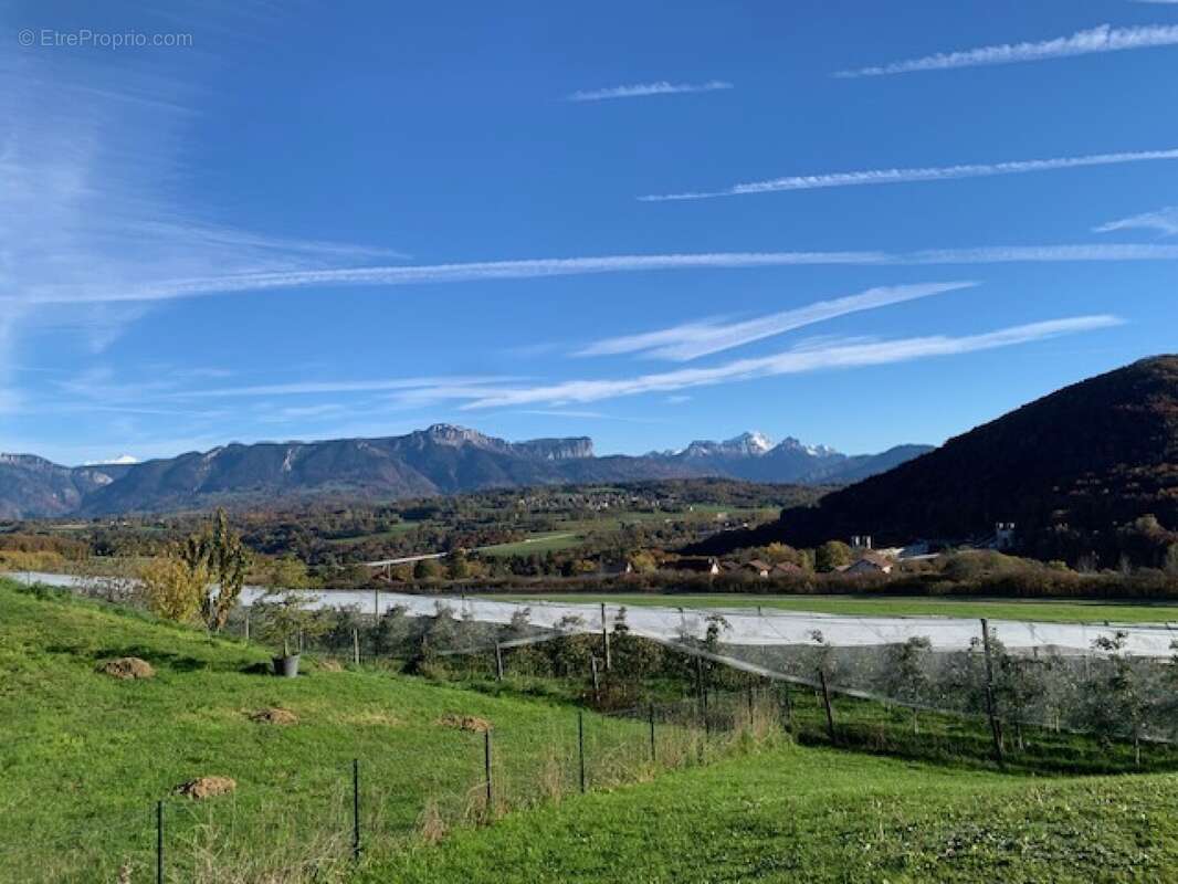 Maison à CRUSEILLES