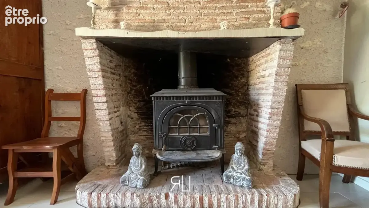 Grande maison, beaux volumes, charme de l'ancien - photo 6