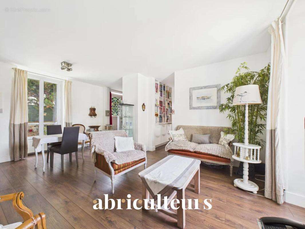 Appartement à SOISY-SUR-SEINE