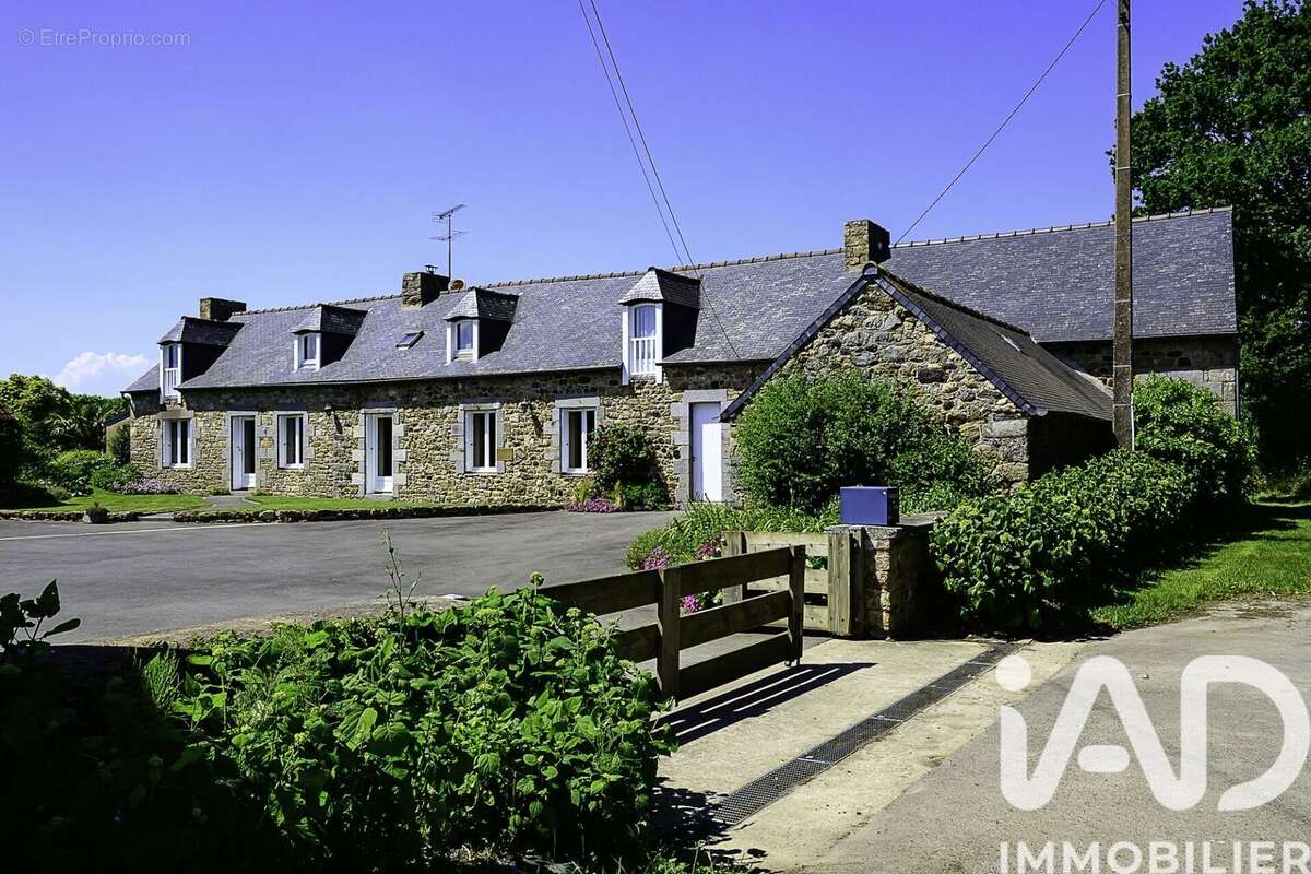 Photo 2 - Maison à PLANGUENOUAL