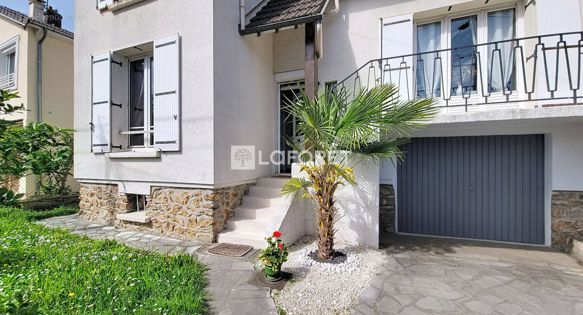 Maison à SAINT-BRICE-SOUS-FORET