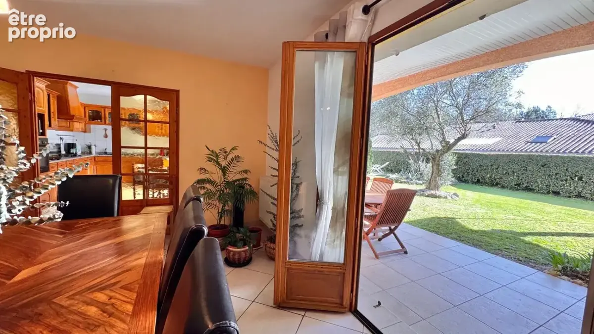 Grande Villa 155 m² p-pied avec piscine sur plus de 1300 m² - photo 10