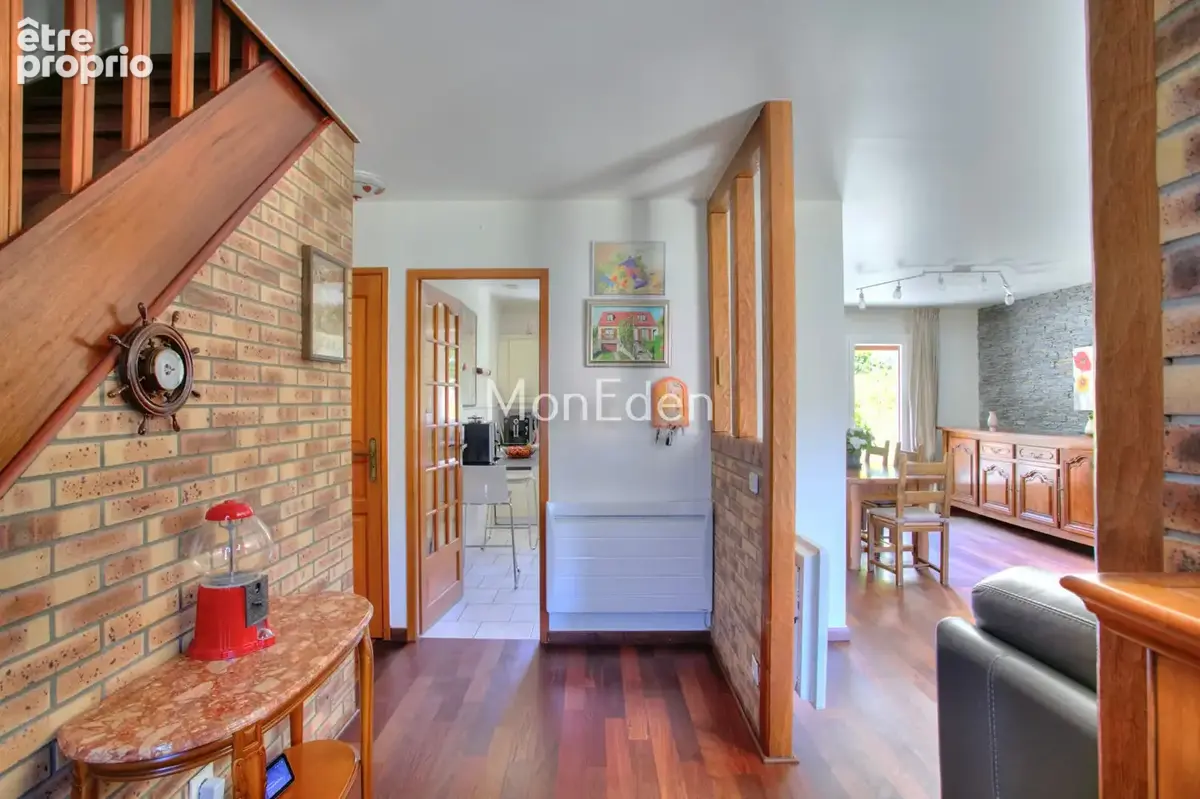 Maison  5 pièce(s) 120 m2 avec jardin  et Terrasse de 300m² - photo 7