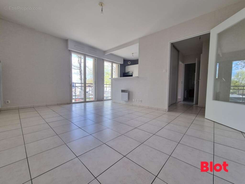 Appartement à PACE
