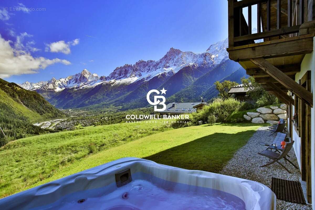 Maison à LES HOUCHES