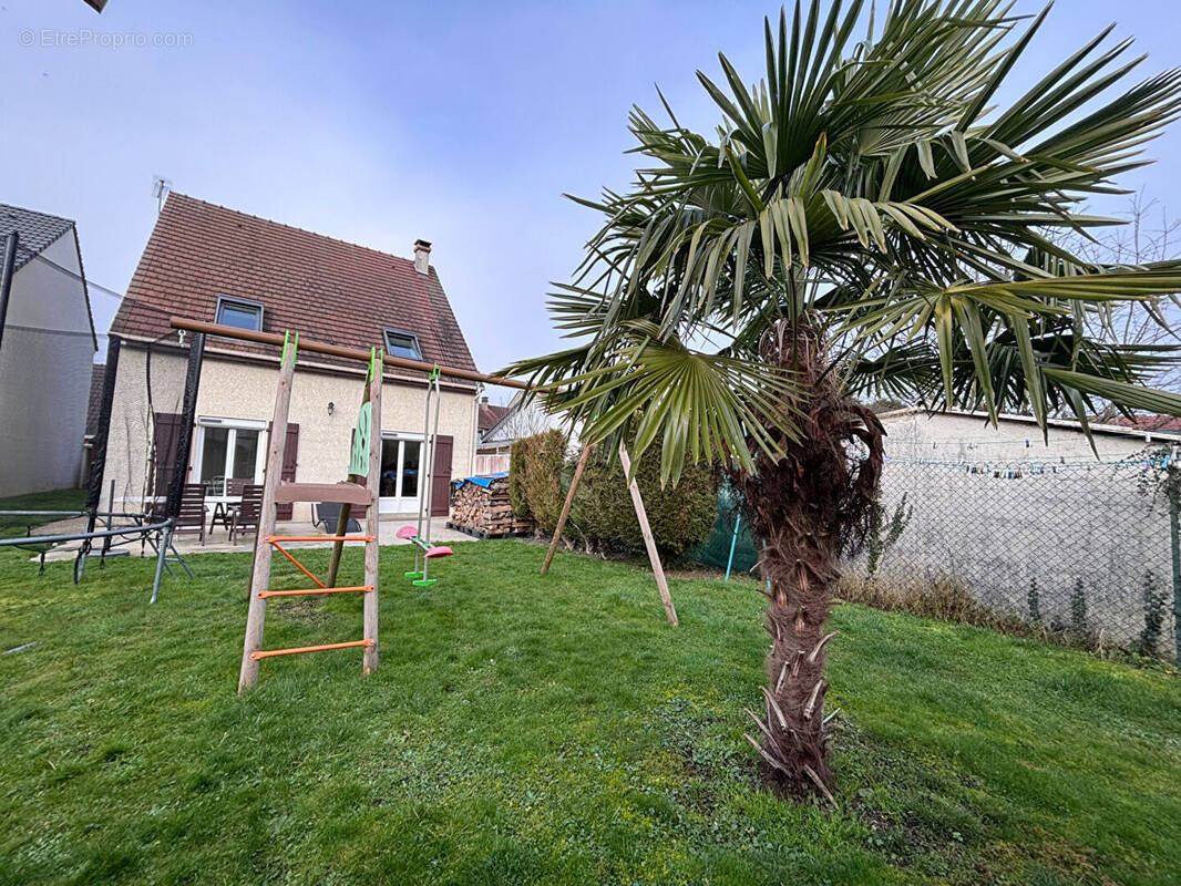 Maison à FAREMOUTIERS