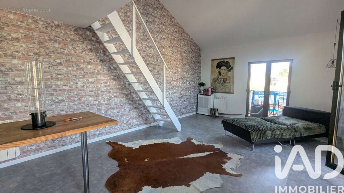 Photo 2 - Appartement à L'ISLE-SUR-LA-SORGUE