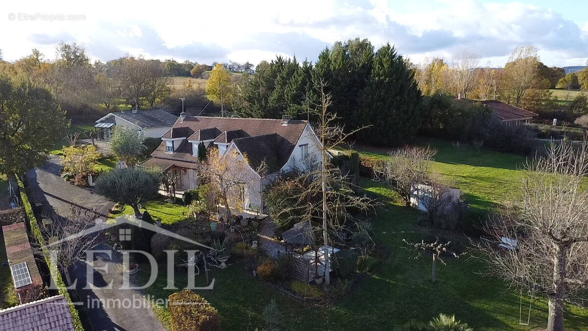 Maison à BEAUMONT-DE-LOMAGNE