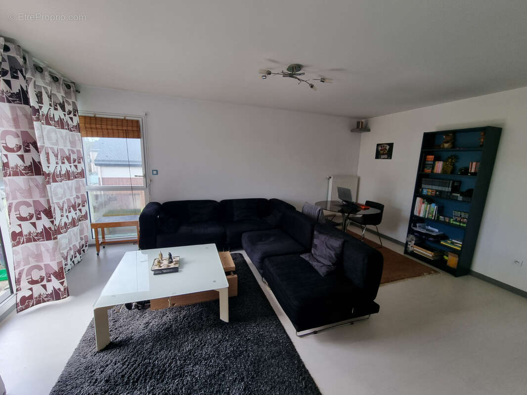Appartement à SAINT-ERBLON