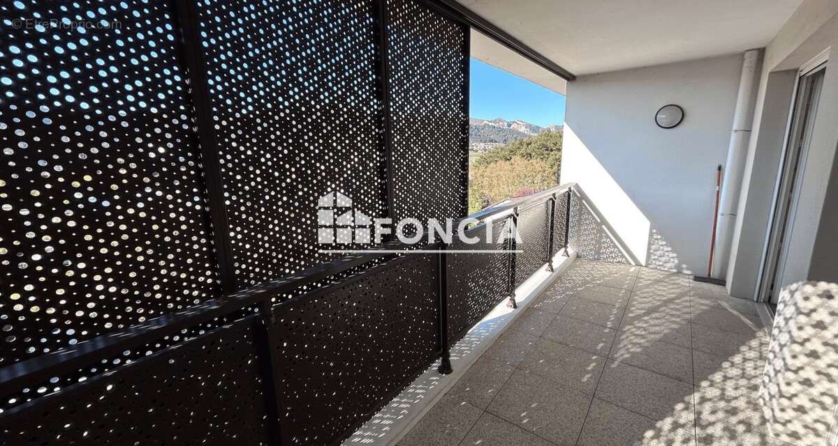 Appartement à MARSEILLE-11E